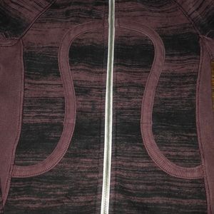 LULULEMON Scuba in Righteous Stripe Bordeaux Drama